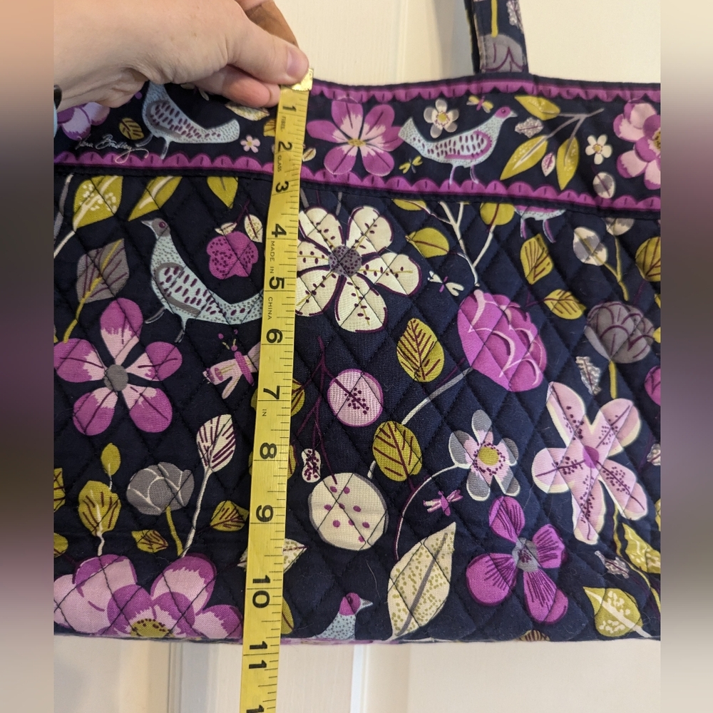 Vera Bradley large Floral Nightingale tote - Picture 3 of 10